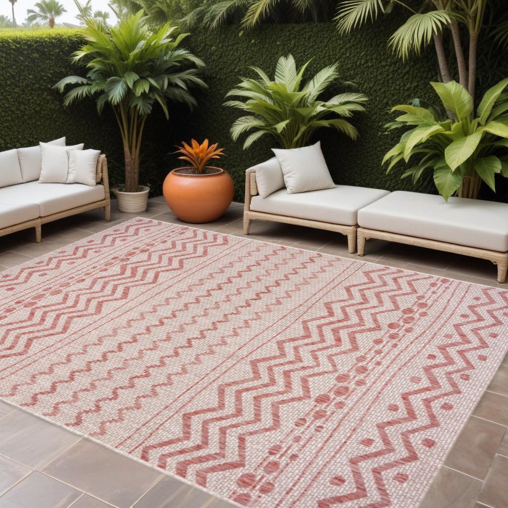 5' X 8' Beige Indoor Outdoor Area Rug