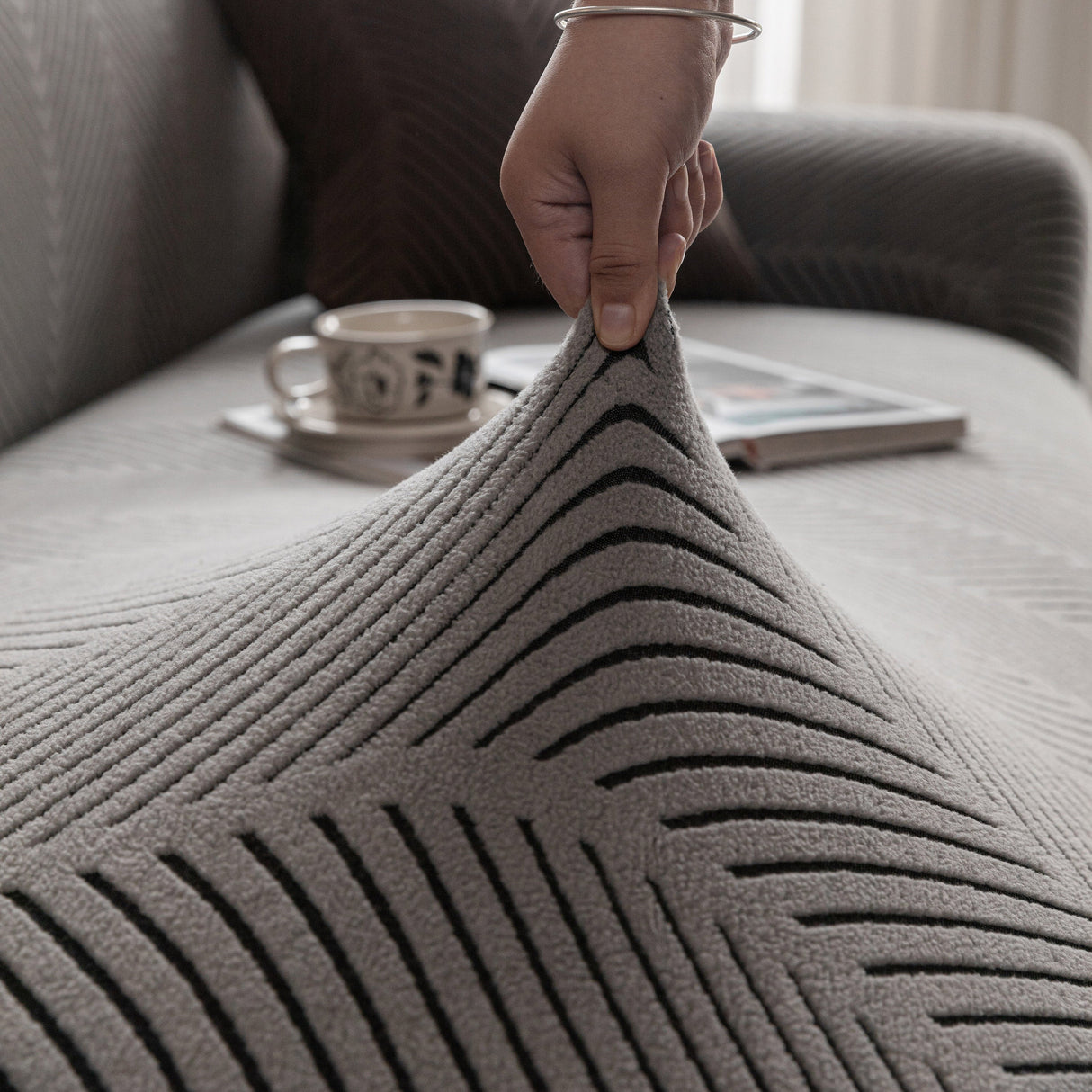 High Stretch Chevron Sofa Cover, Soft Washable Textured Jacquard Slipcover for Couch