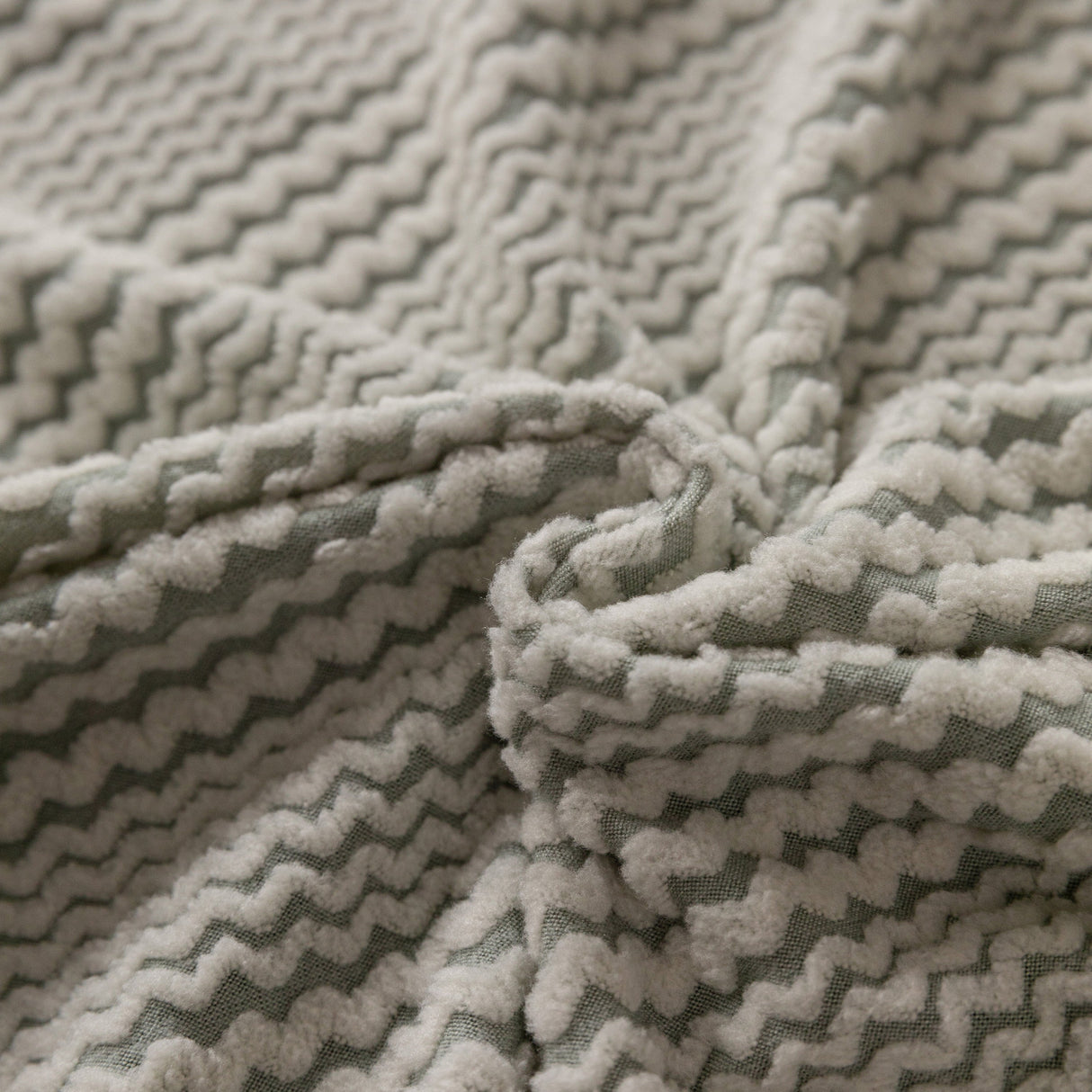 Modern Textured Stretch Sofa Cover, Plush Fleece Sofa Slipcover with 3D Stripe Texture