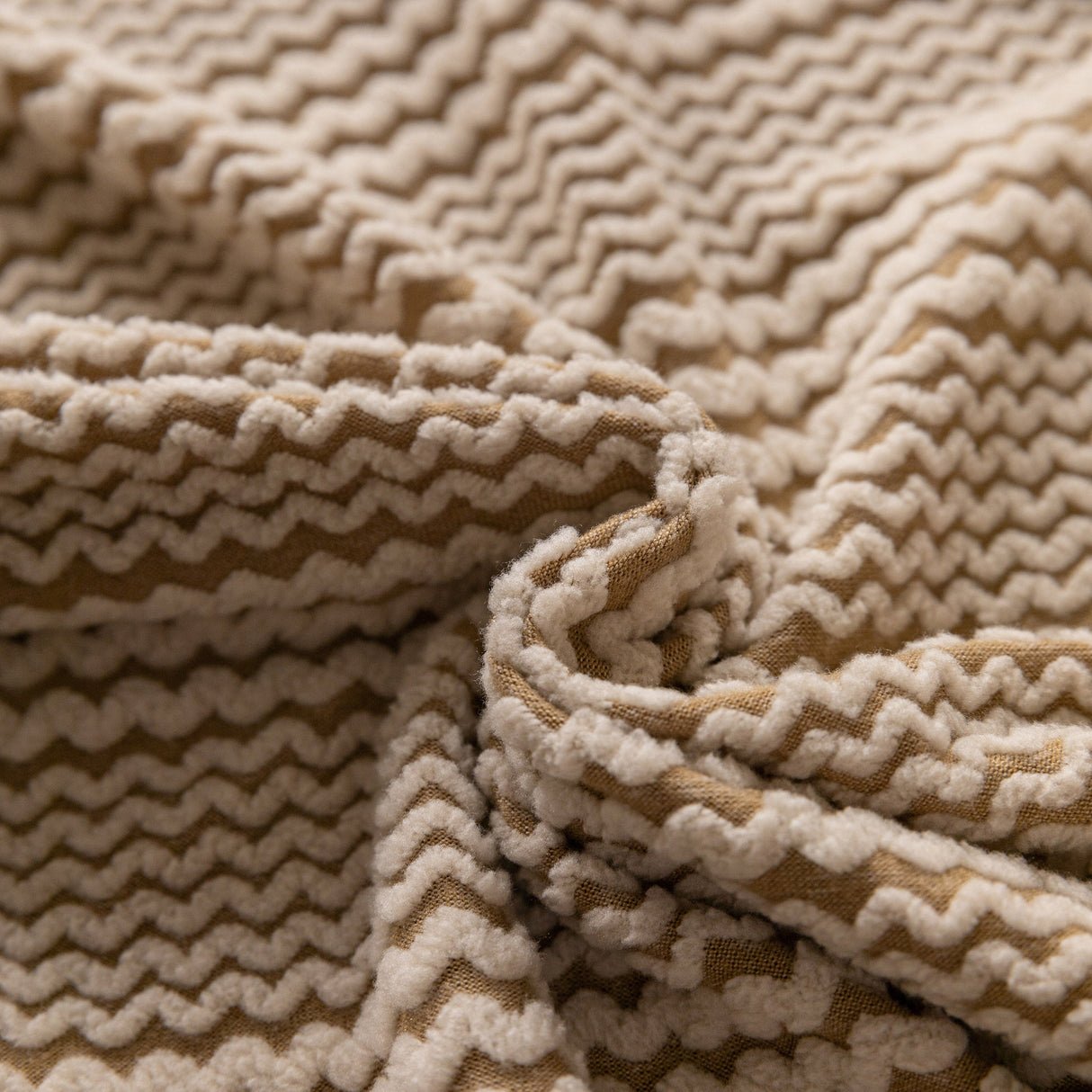 Modern Textured Stretch Sofa Cover, Plush Fleece Sofa Slipcover with 3D Stripe Texture