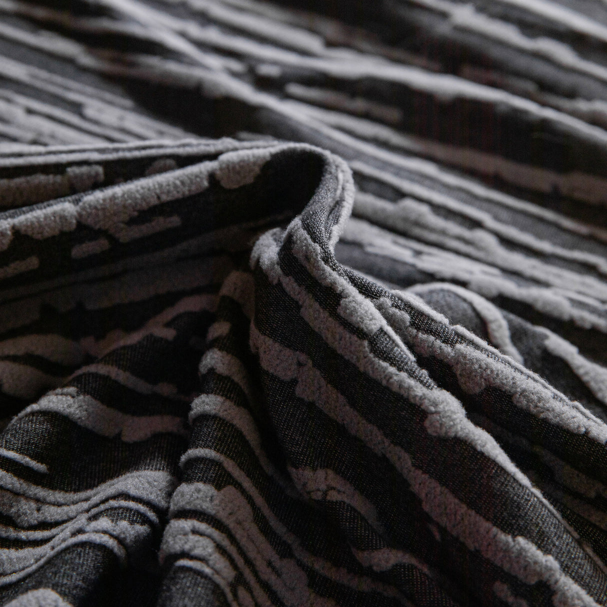 High Stretch Couch Slipcover with Abstract Stripe, Washable Non-Slip Cover for Dogs