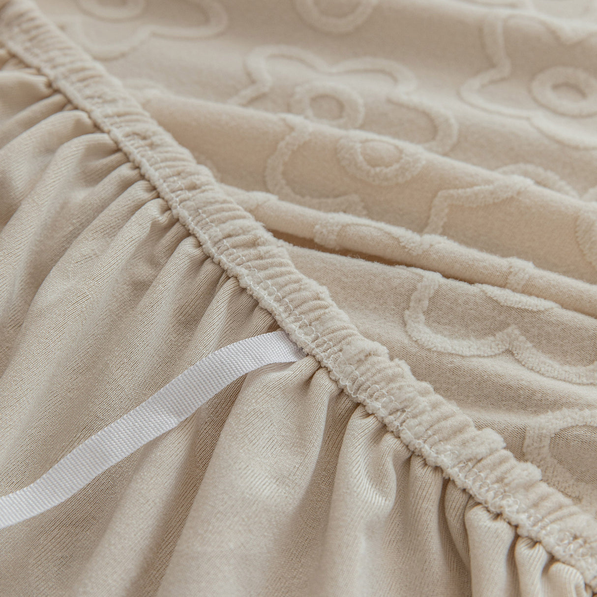 High Stretch Jacquard Sofa Slipcover, Soft Spandex Textured Floral Couch Cover