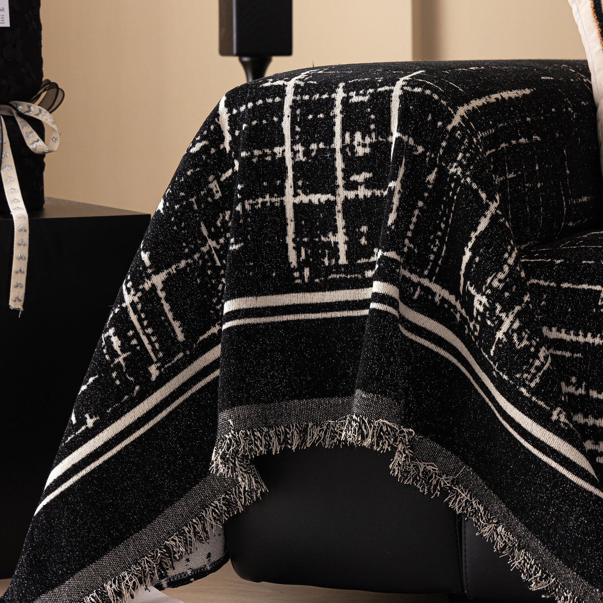 Modern Couch Protector Blanket Woven Chenille Sofa Cover Throw with Artistic Grid