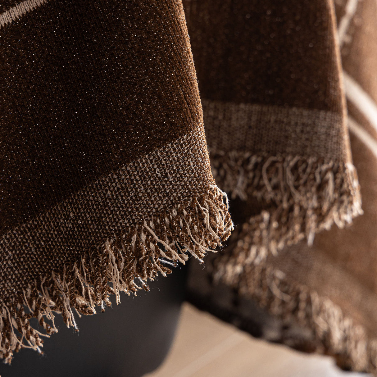 Modern Couch Protector Blanket Woven Chenille Sofa Cover Throw with Artistic Grid