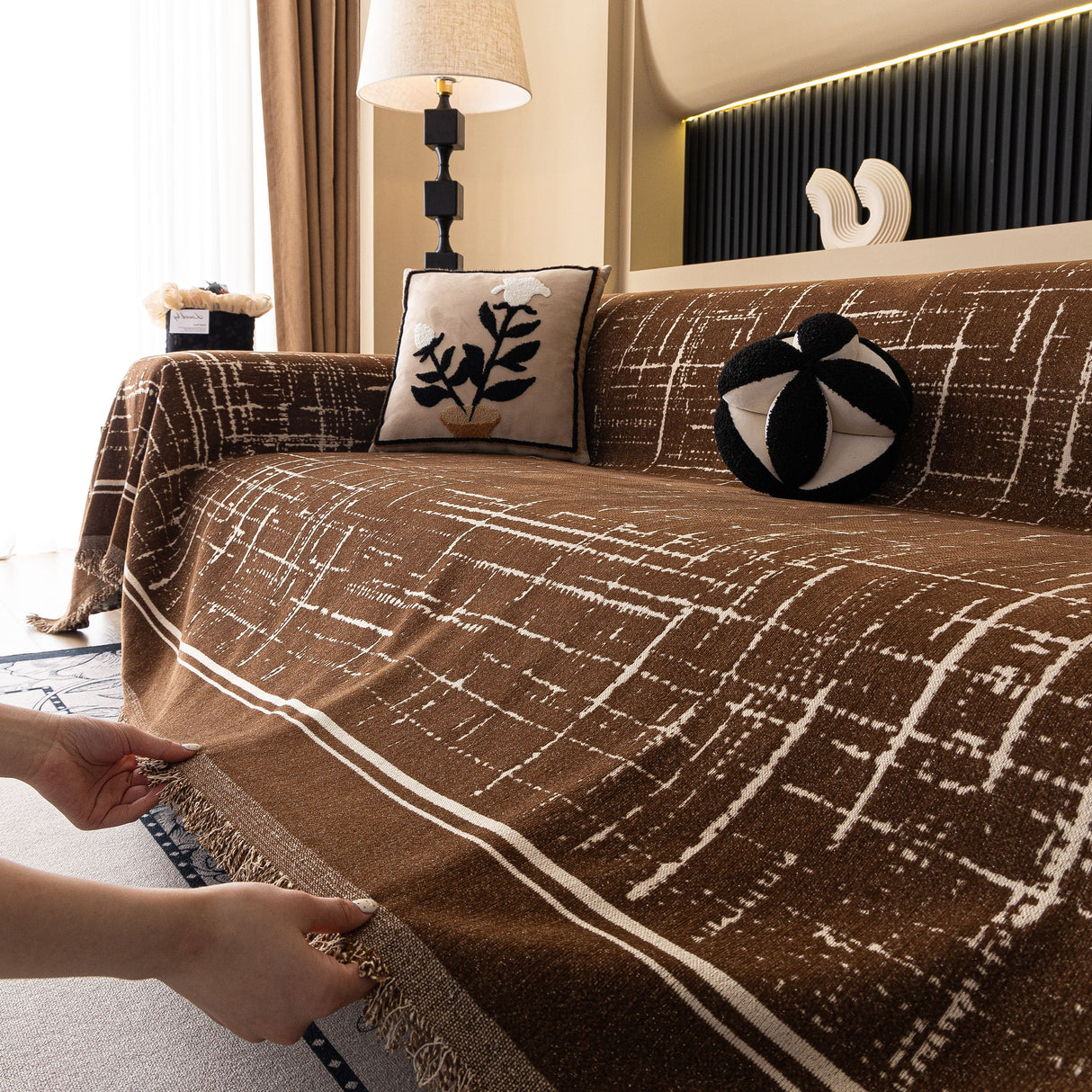 Modern Couch Protector Blanket Woven Chenille Sofa Cover Throw with Artistic Grid