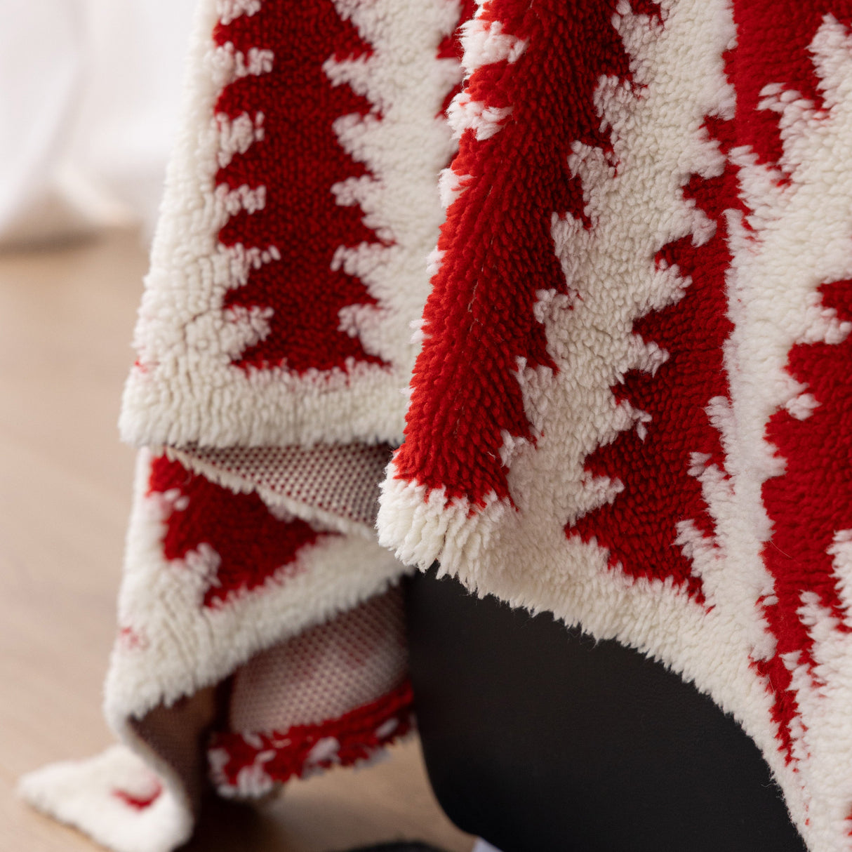 Jacquard Fleece Throw Blanket for Couch Plush Fuzzy Cozy Soft Blankets and Throws for Sofa