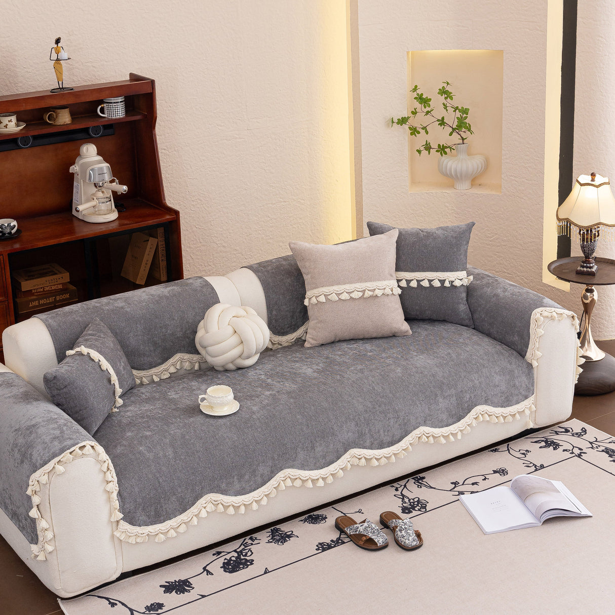 Chenille Sofa Cover Towel – Non-Slip, Washable Pets Couch Protector with Tassels