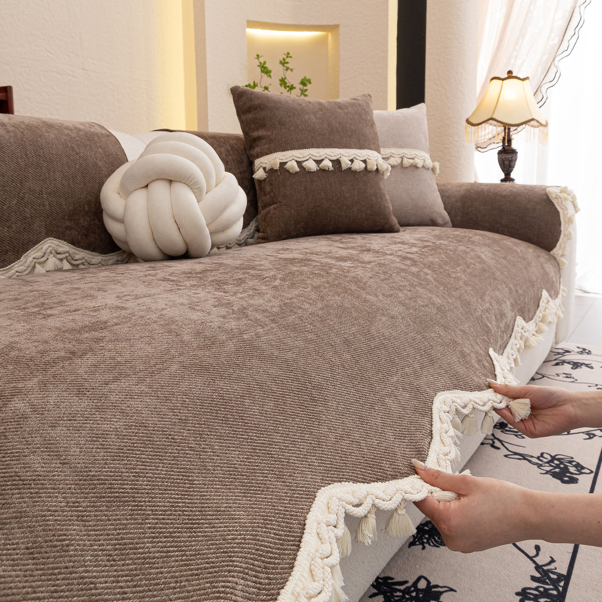 Chenille Sofa Cover Towel – Non-Slip, Washable Pets Couch Protector with Tassels