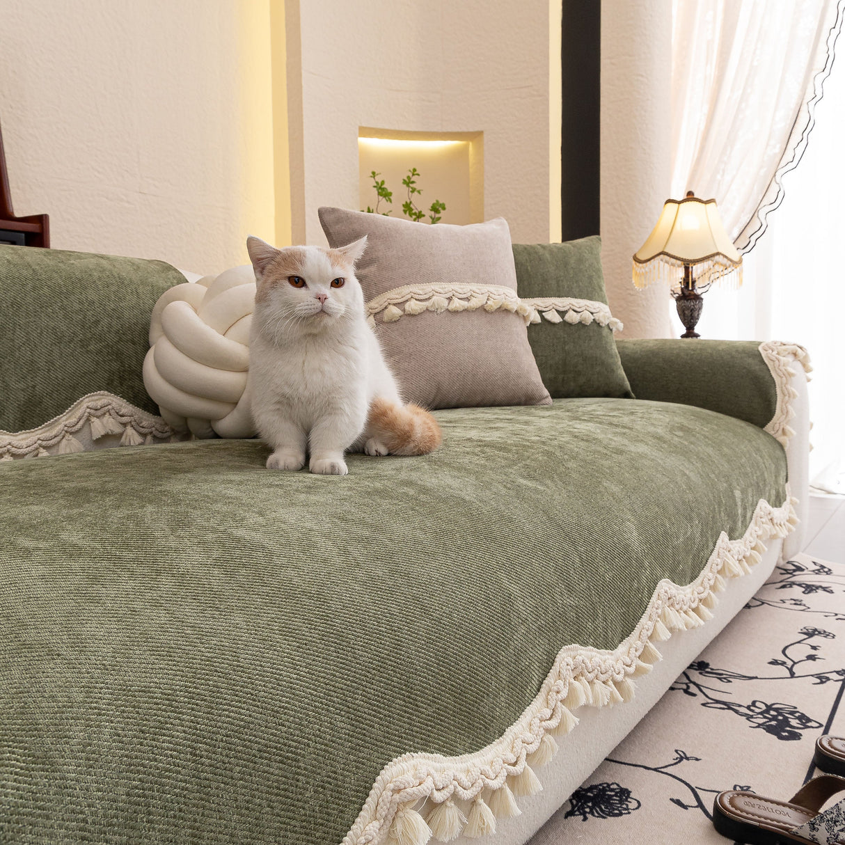 Chenille Sofa Cover Towel – Non-Slip, Washable Pets Couch Protector with Tassels