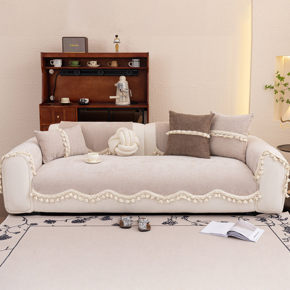 Chenille Sofa Cover Towel – Non-Slip, Washable Pets Couch Protector with Tassels