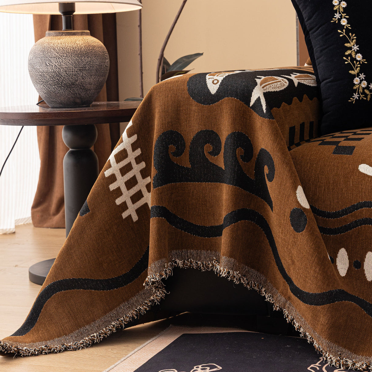 Boho Chic Woven Throw Blanket for Couch, Washable Couch Cover for Pets, Dogs, Cats