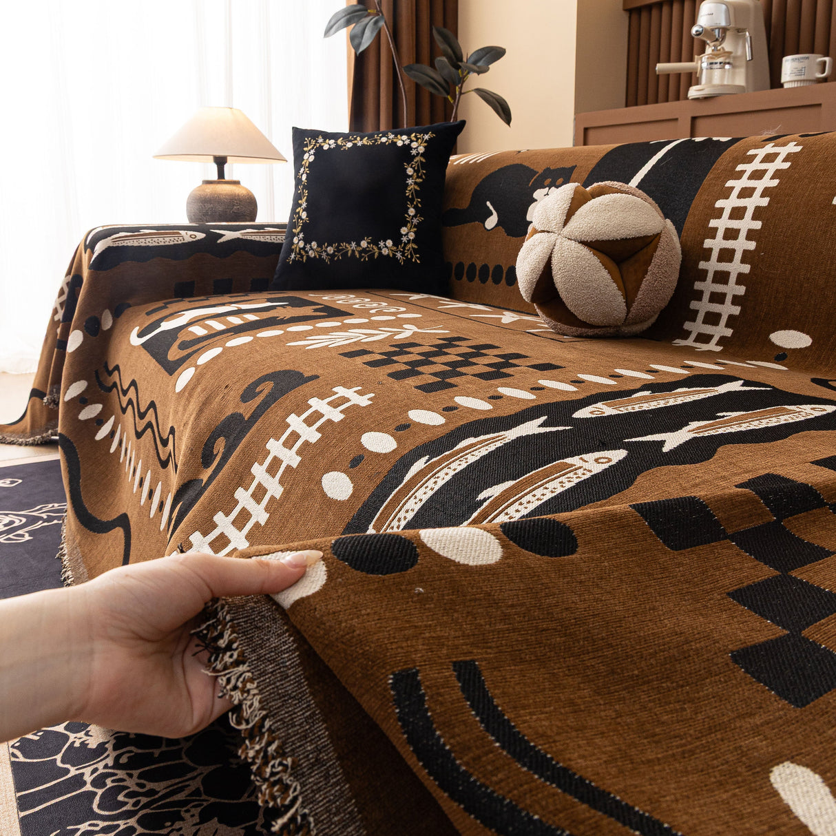 Boho Chic Woven Throw Blanket for Couch, Washable Couch Cover for Pets, Dogs, Cats