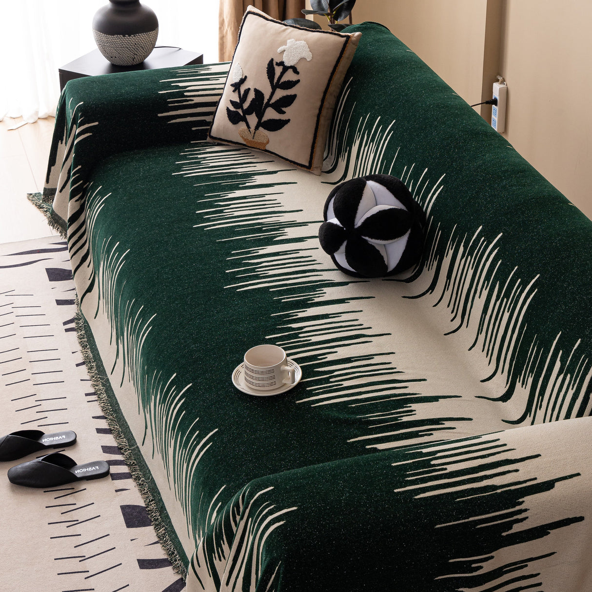 Luxury Throws for Sofas, Versatile Slipcovers & Sofa Covers for Couches and Chairs