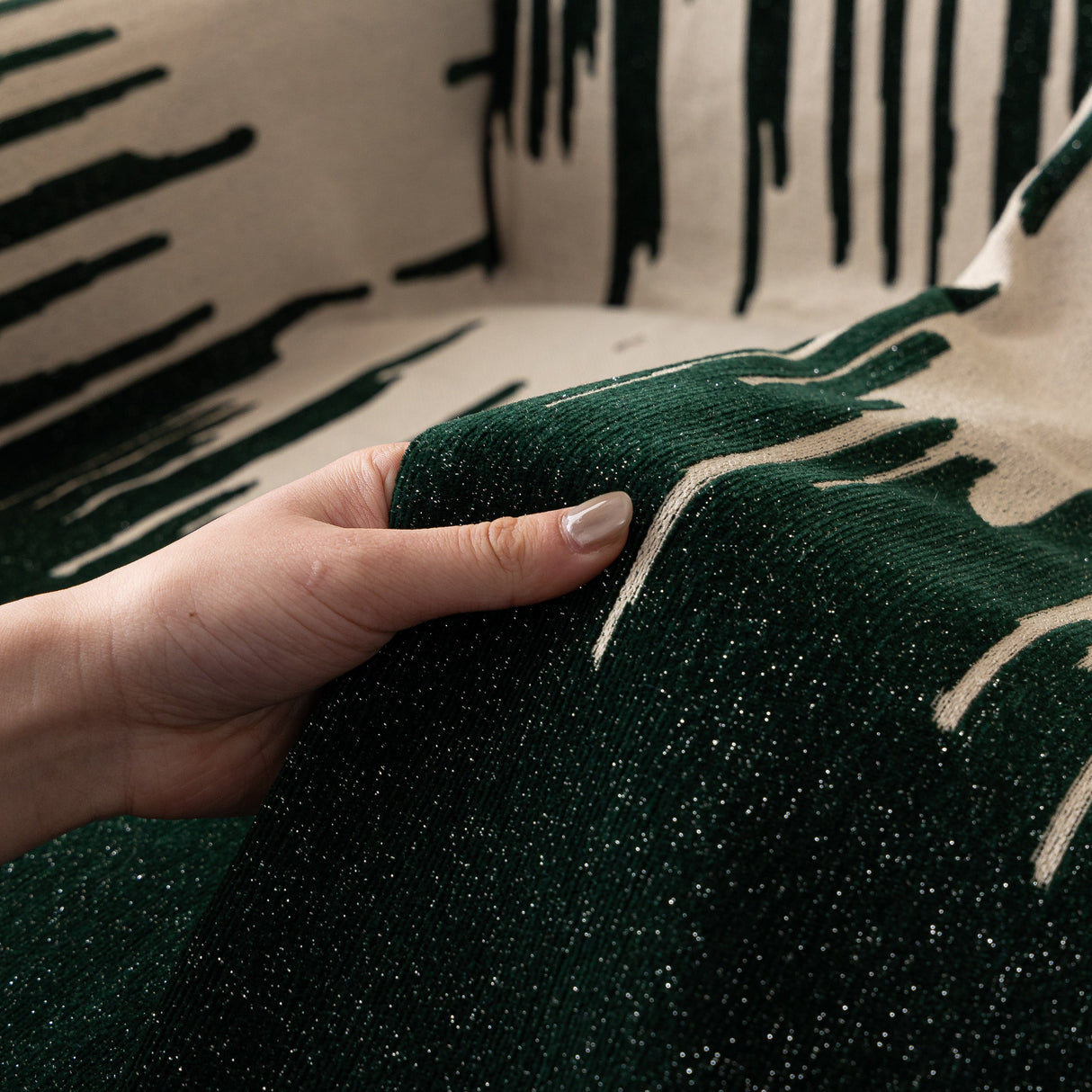 Luxury Throws for Sofas, Versatile Slipcovers & Sofa Covers for Couches and Chairs