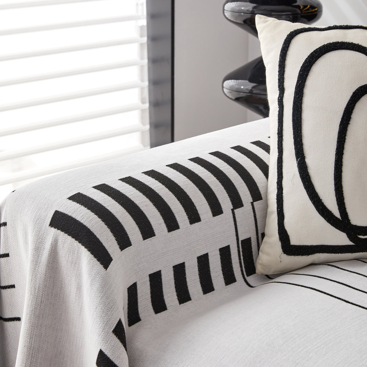 Reversible Chenille Couch Cover Blanket with Tassel Large Boho Futon Cover L Shaped Sectional Cover