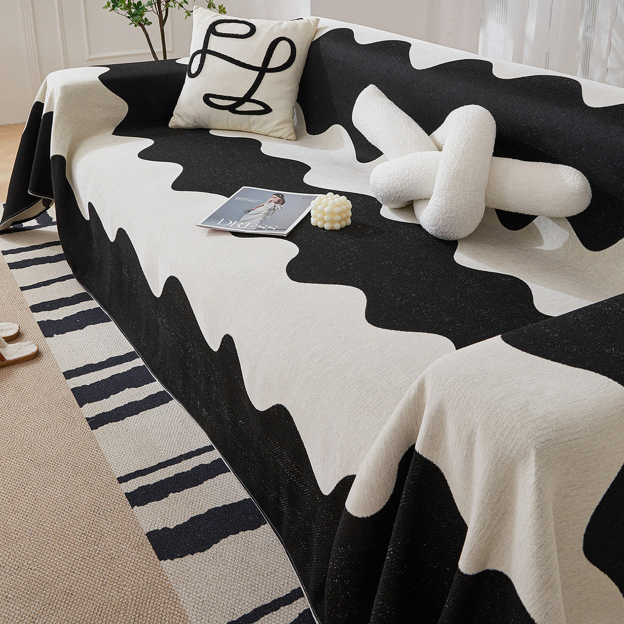 Chenille Minimalist Wavy Sofa Throw Cover, Cozy Blankets for Couch, Machine Washable Couch Protector