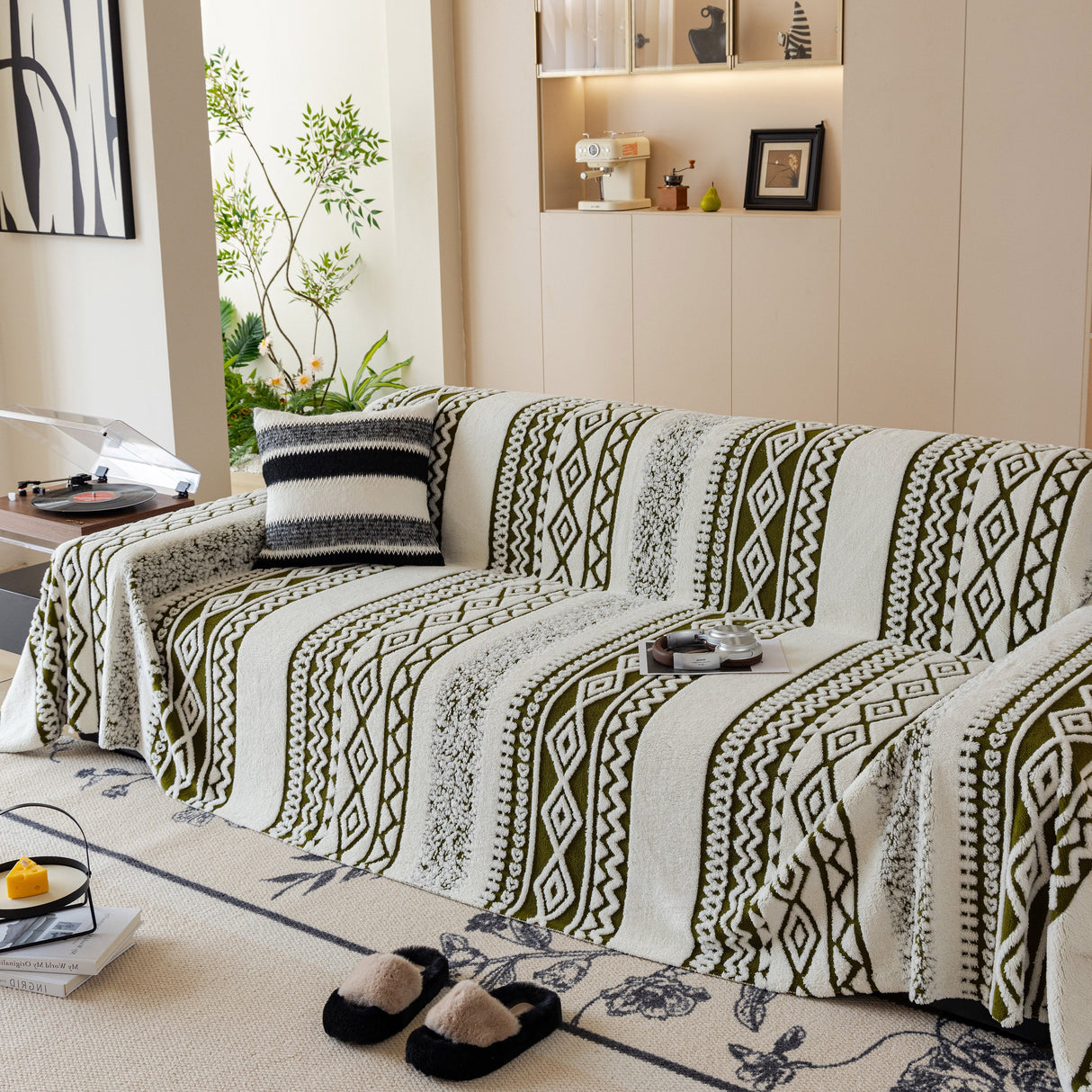 Bohemian Tufted Sofa Cover, Plush Flannel Throw Blanket with 3D Woven Aztec Stripes