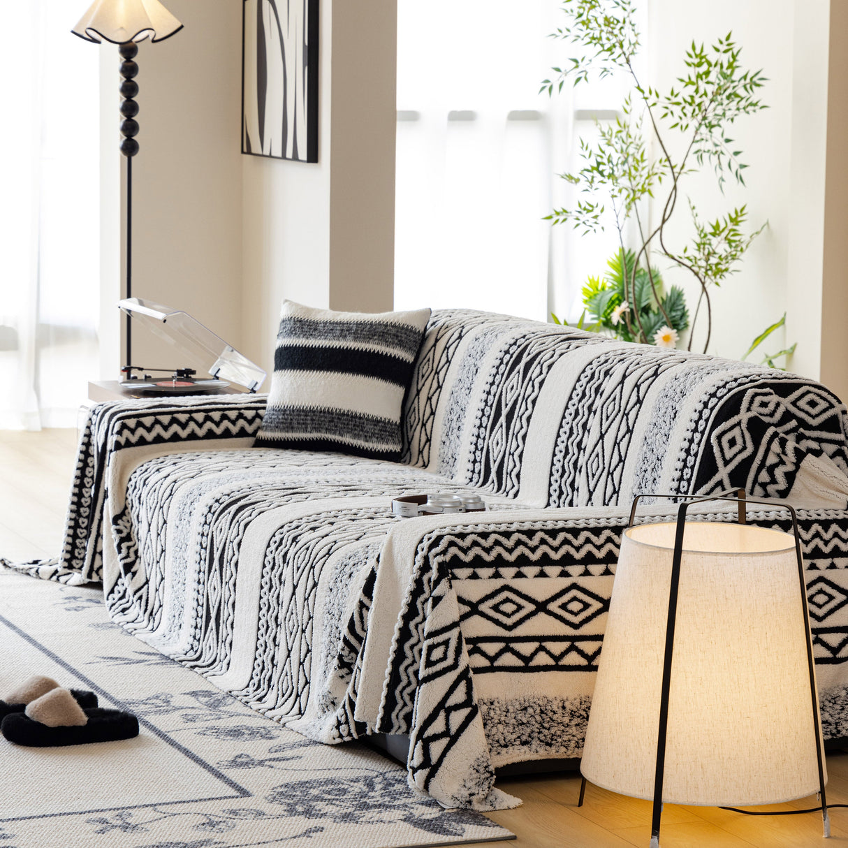 Bohemian Tufted Sofa Cover, Plush Flannel Throw Blanket with 3D Woven Aztec Stripes