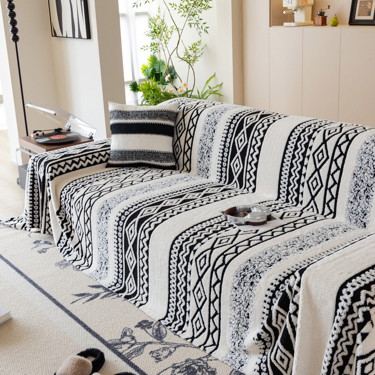 Bohemian Tufted Sofa Cover, Plush Flannel Throw Blanket with 3D Woven Aztec Stripes