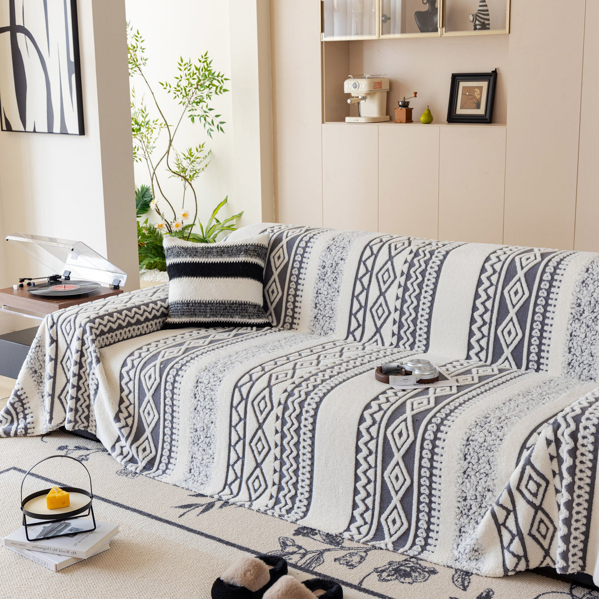 Bohemian Tufted Sofa Cover, Plush Flannel Throw Blanket with 3D Woven Aztec Stripes