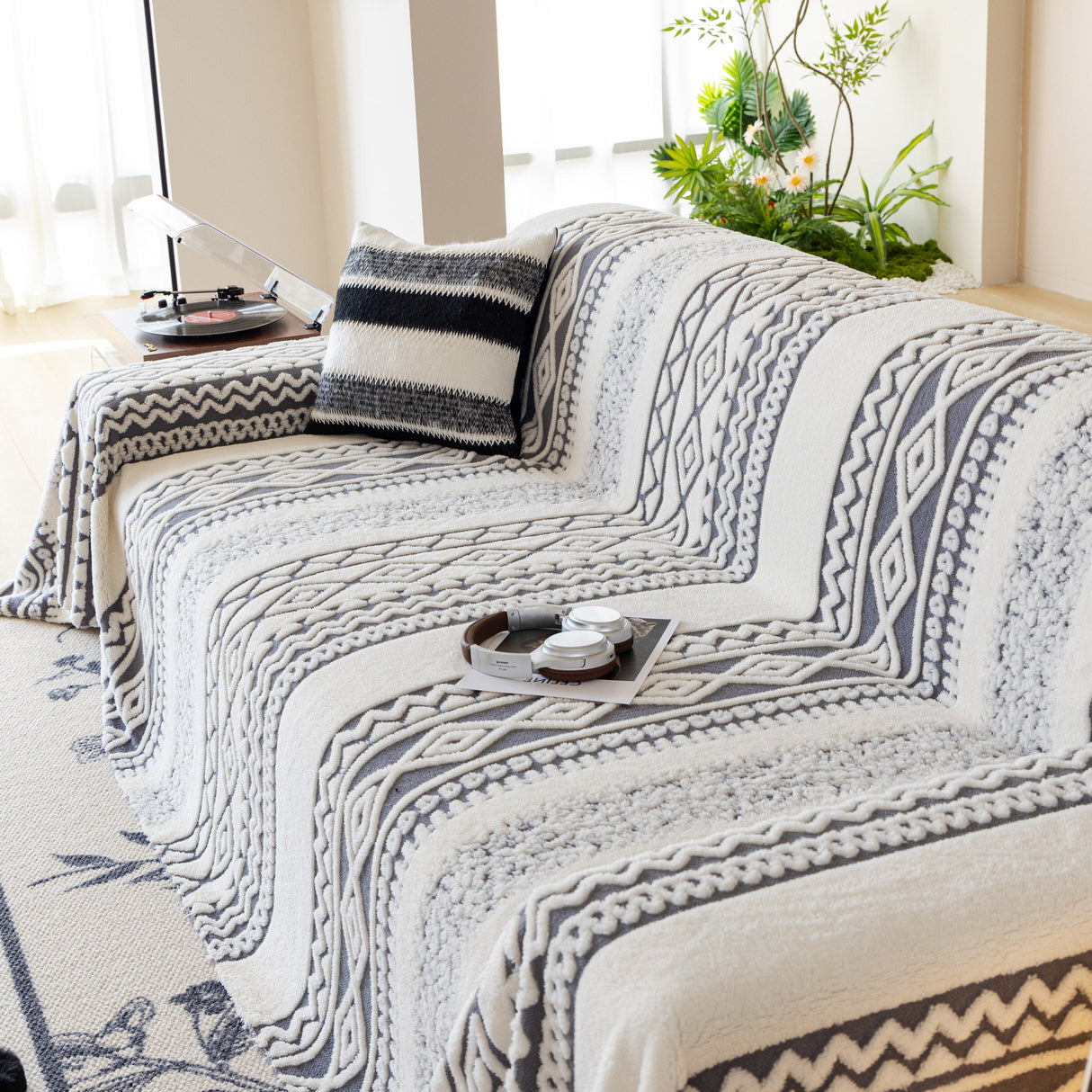 Bohemian Tufted Sofa Cover, Plush Flannel Throw Blanket with 3D Woven Aztec Stripes