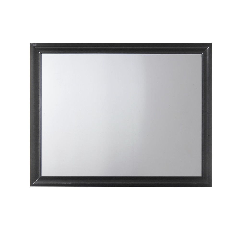 Naima - Minimalist Design Mirror by Couch.com