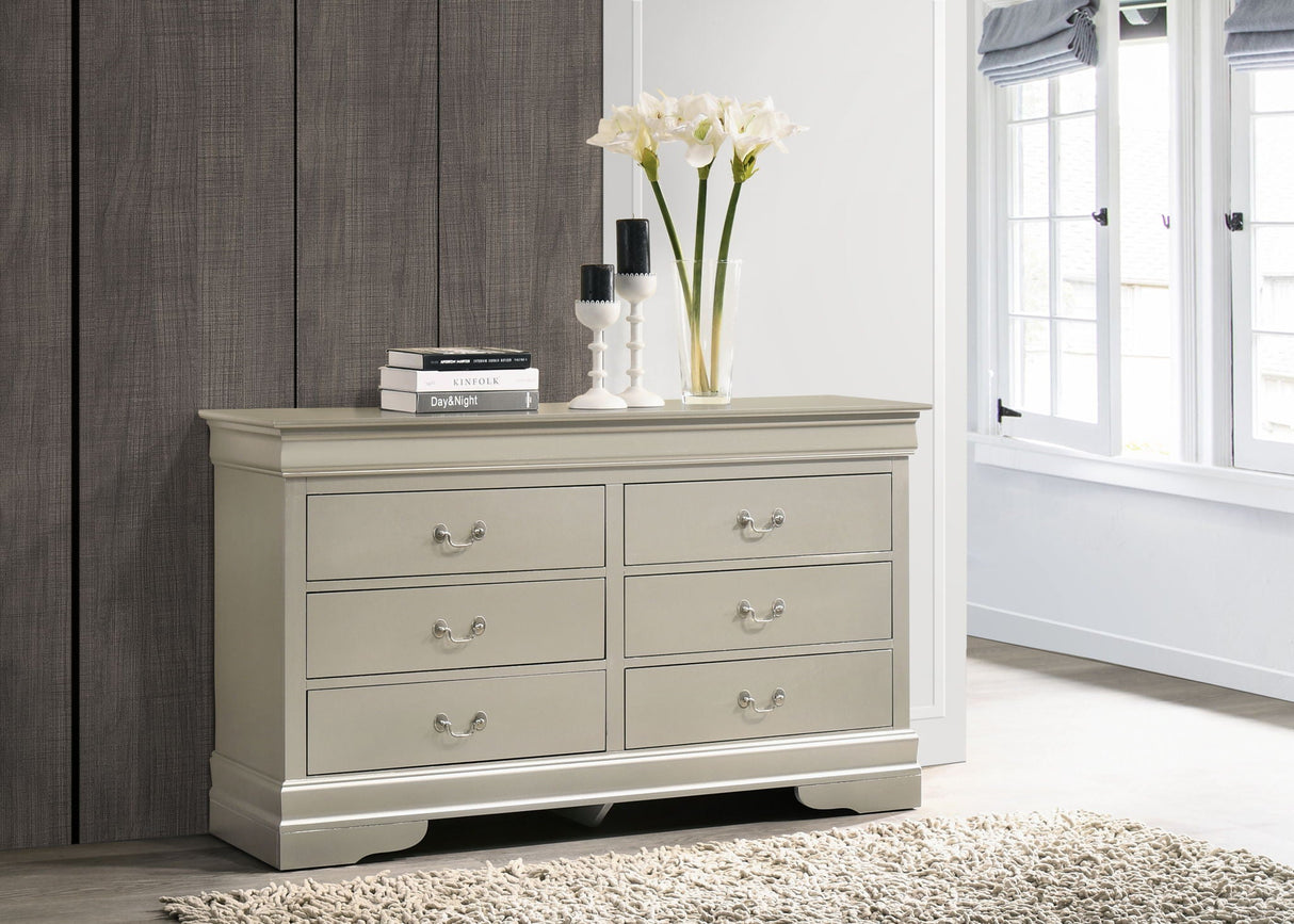 Traditional Dresser Elegant by Couch.com