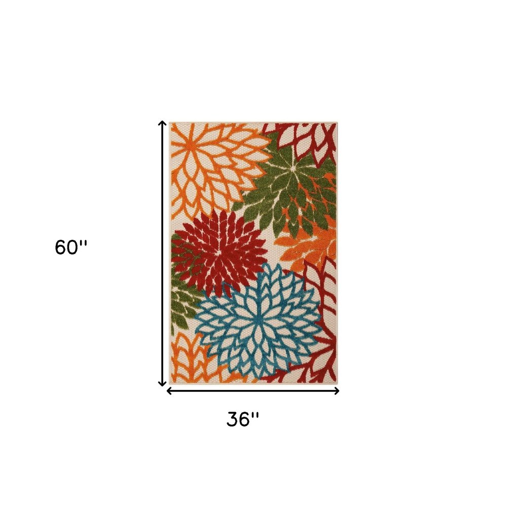 3' X 5' Green And Ivory Indoor Outdoor Area Rug