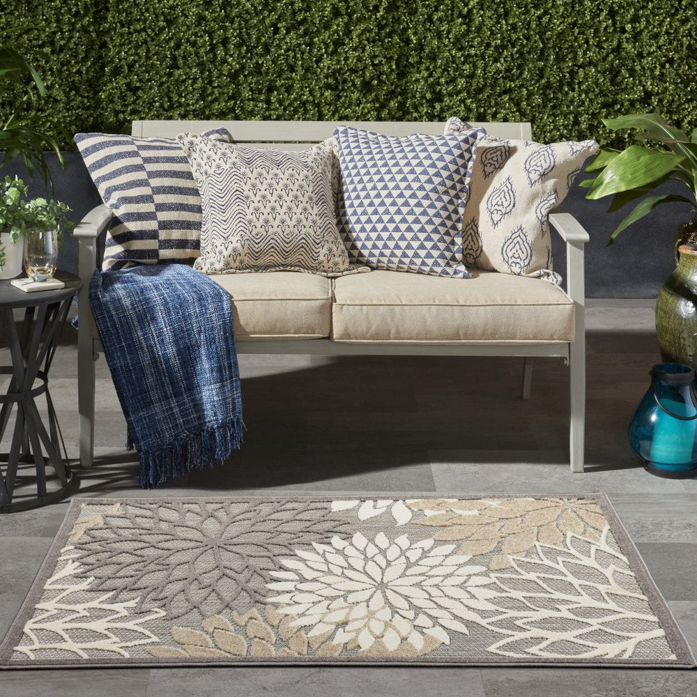 3' X 5' Gray And Ivory Indoor Outdoor Area Rug