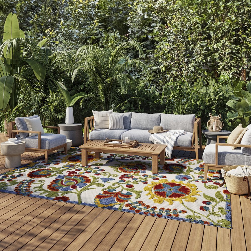 10' X 13' Green And Ivory Indoor Outdoor Area Rug