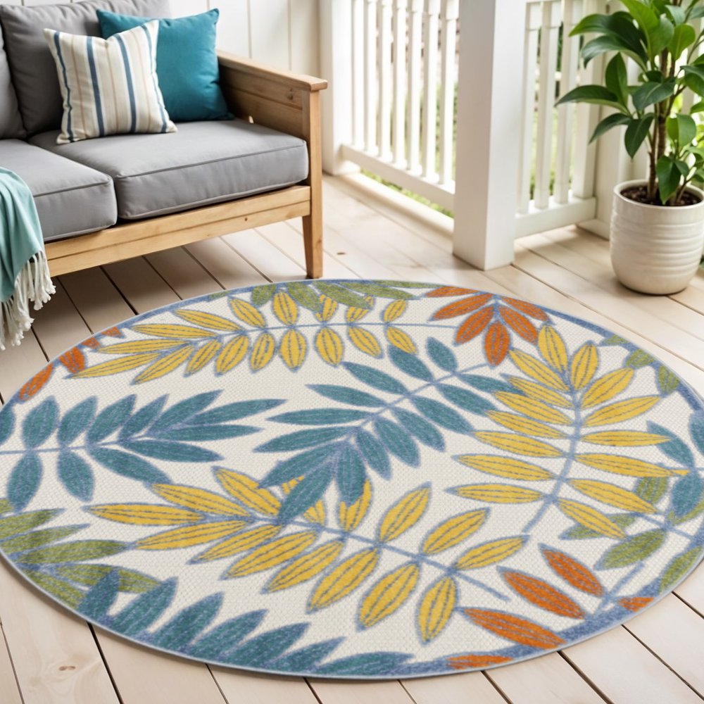 5' X 5' Ivory And Blue Round Indoor Outdoor Area Rug