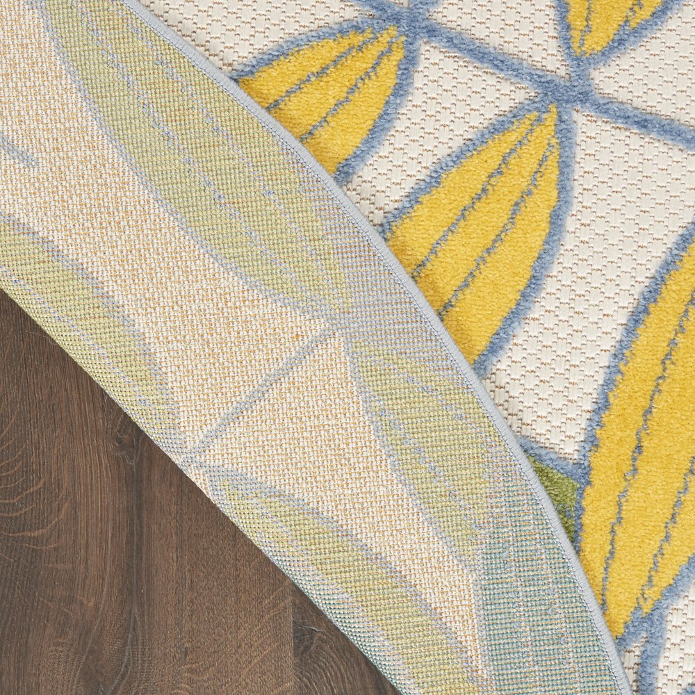 8' X 8' Ivory And Blue Round Indoor Outdoor Area Rug