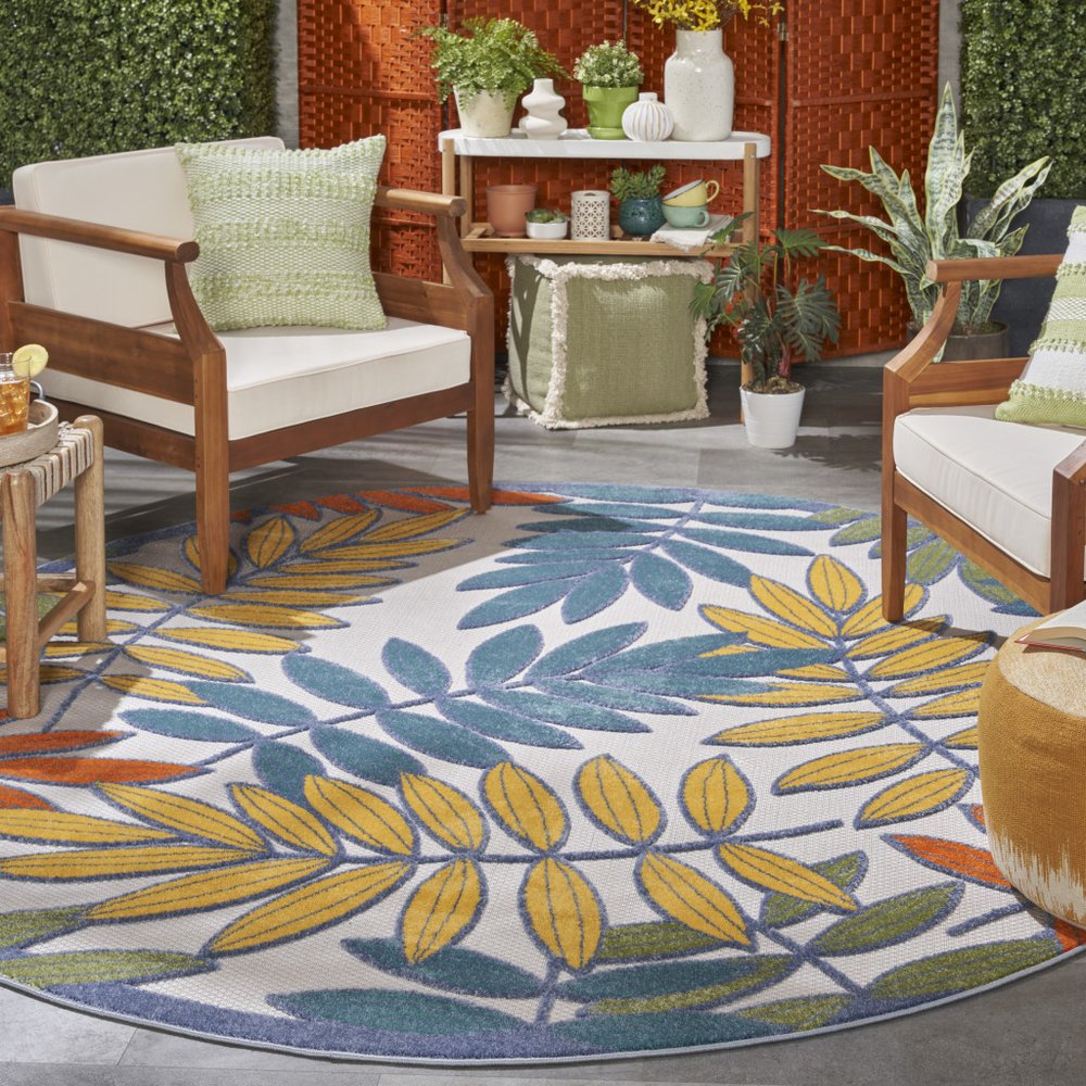 8' X 8' Ivory And Blue Round Indoor Outdoor Area Rug