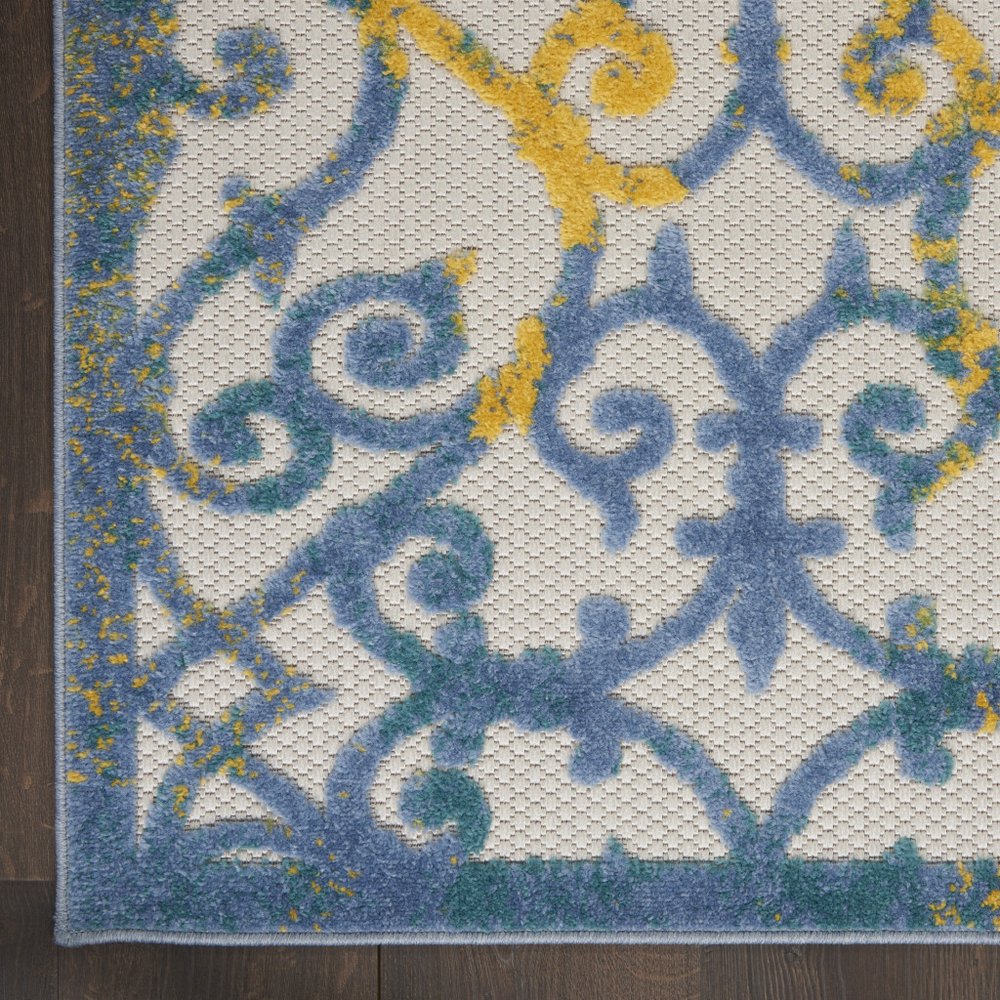 6' Ivory And Blue Indoor Outdoor Area Rug