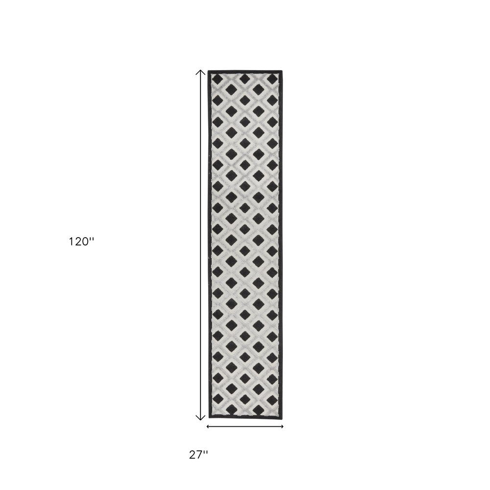 10' Black And White Indoor Outdoor Runner Rug