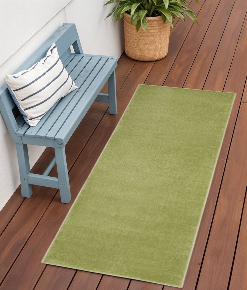 6' Green Indoor Outdoor Runner Rug