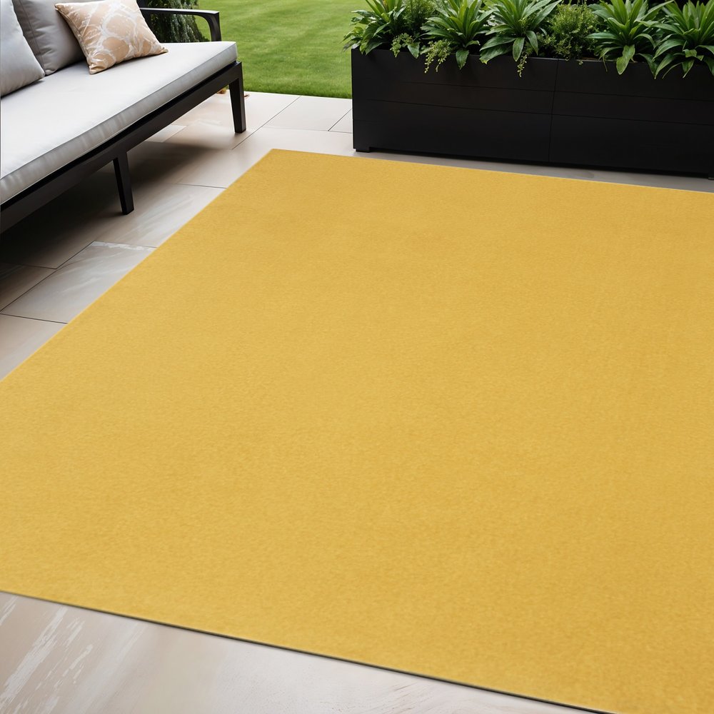 5' X 7' Yellow Indoor Outdoor Area Rug