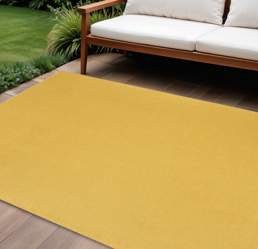 8' X 10' Yellow Indoor Outdoor Area Rug