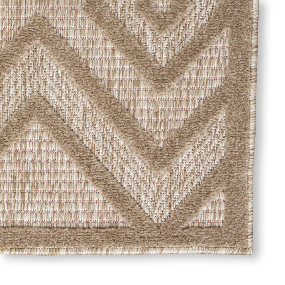 4' X 6' Beige Indoor Outdoor Area Rug