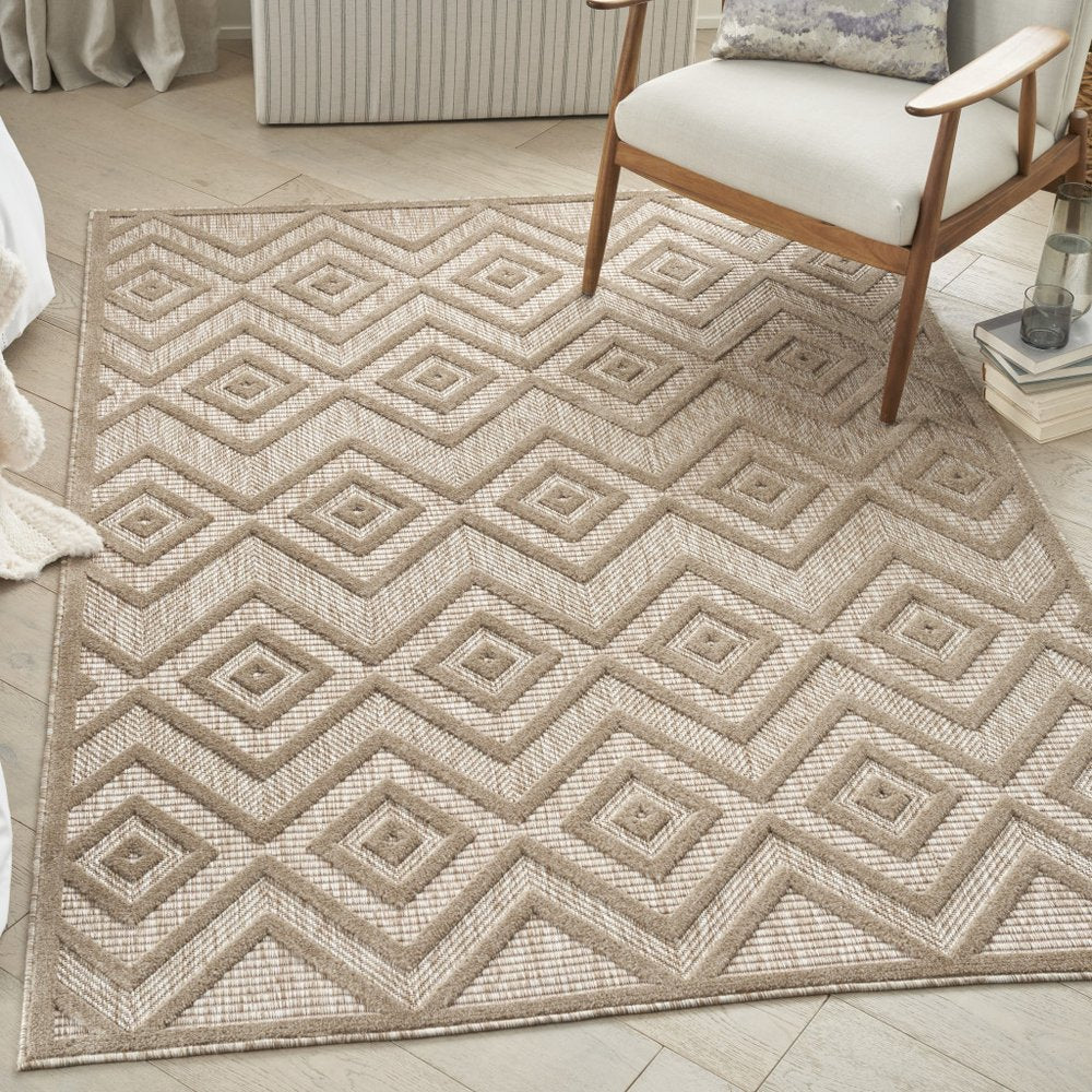 4' X 6' Beige Indoor Outdoor Area Rug