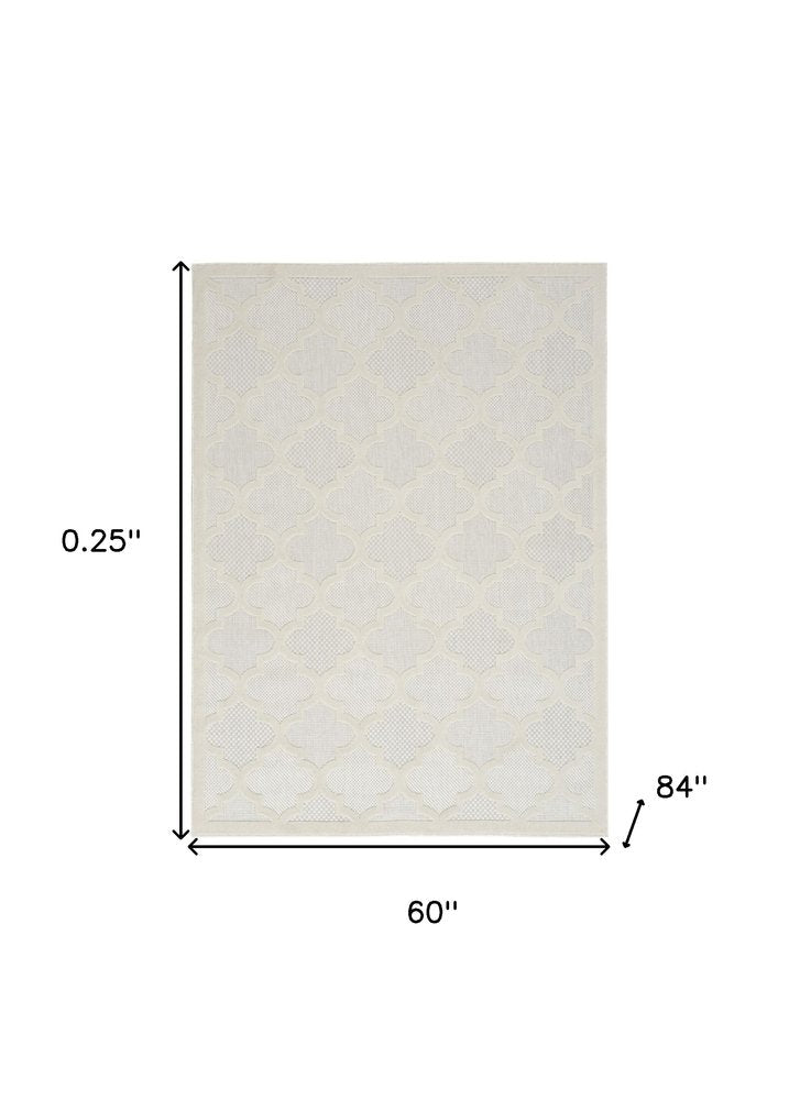 5' X 7' Ivory Indoor Outdoor Area Rug