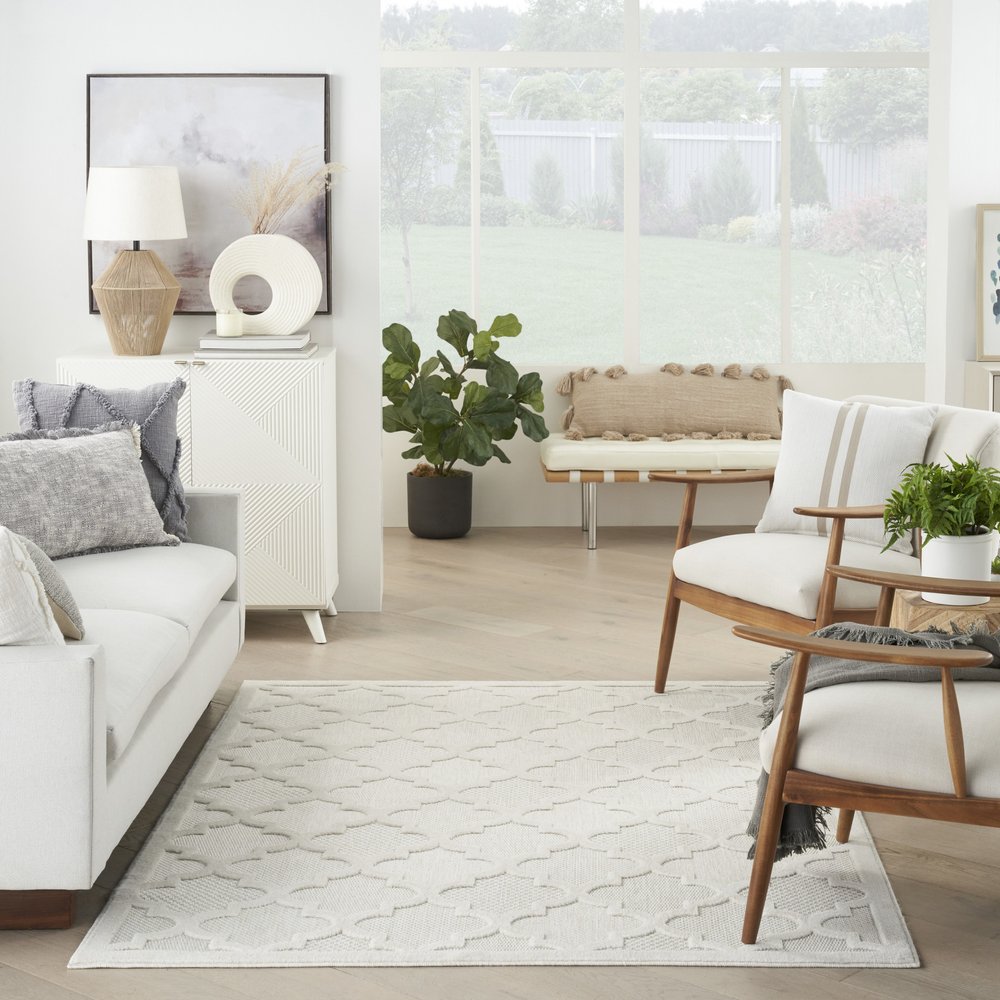 5' X 7' Ivory Indoor Outdoor Area Rug