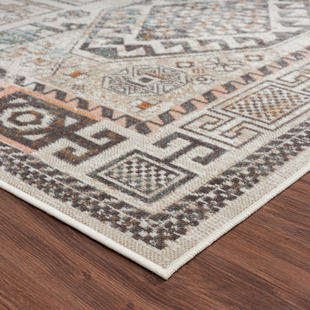 5' X 8' Cream Indoor Outdoor Area Rug