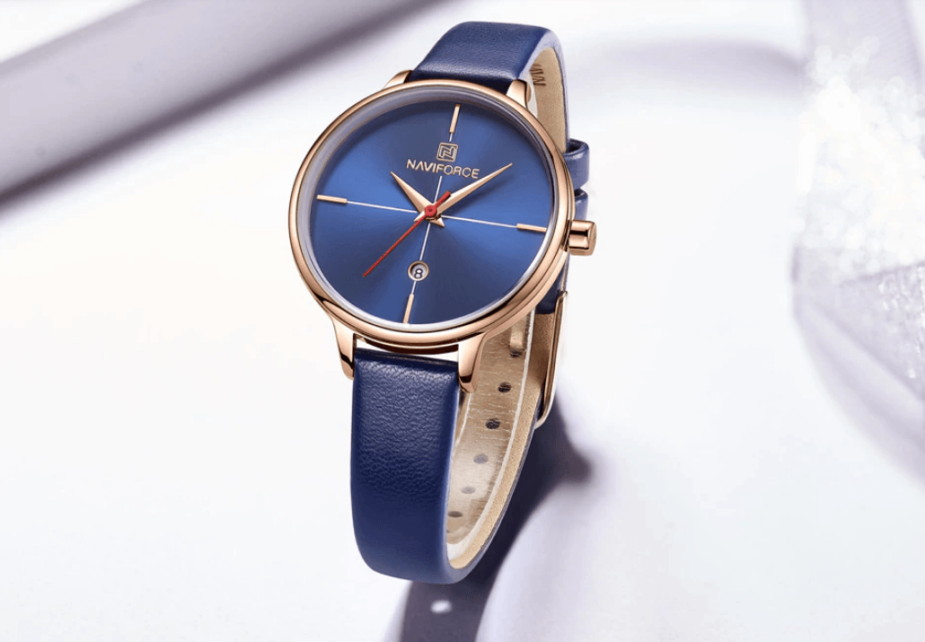 Women's Luxury Watch With Leather Belts Shiny Steel Case Scratch Resistant Glass Unique Design Perfect Gift