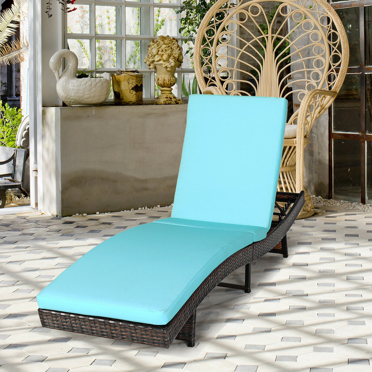 Patio Folding Chaise Lounge with 5 Adjustable Levels and Cushion-White