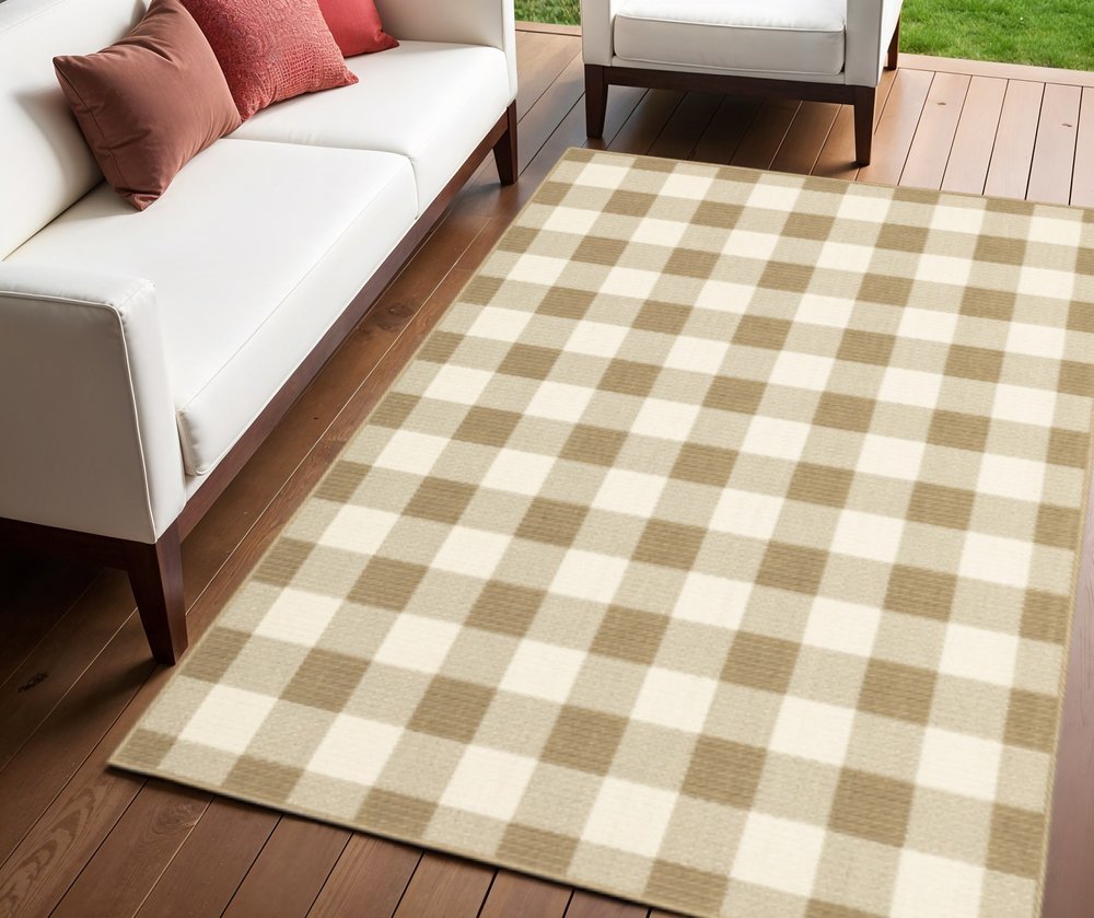 4' X 6' Gray and Ivory Geometric Stain Resistant Indoor Outdoor Area Rug