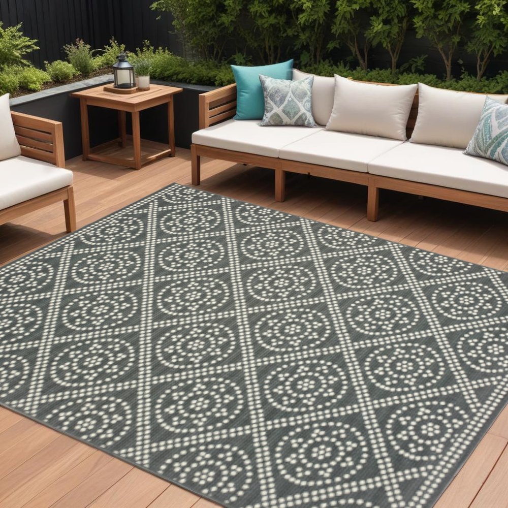 7' X 10' Gray and Ivory Geometric Stain Resistant Indoor Outdoor Area Rug