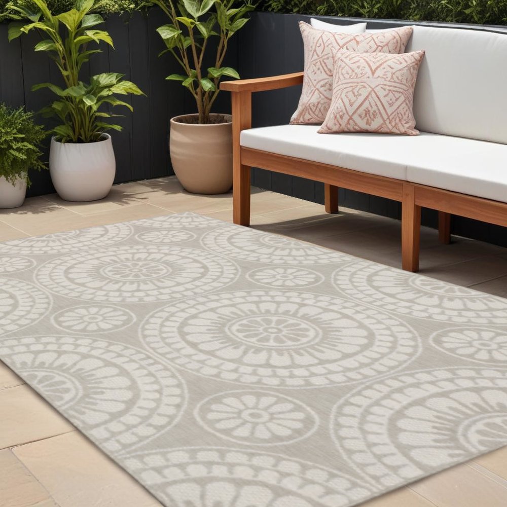 10' X 13' Gray and Ivory Geometric Stain Resistant Indoor Outdoor Area Rug