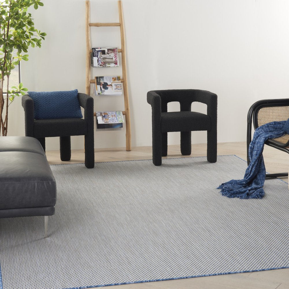7' X 10' Blue And Ivory Indoor Outdoor Area Rug