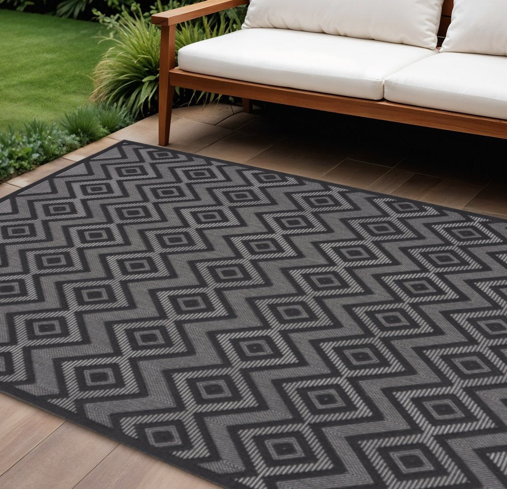 7' X 10' Black Indoor Outdoor Area Rug